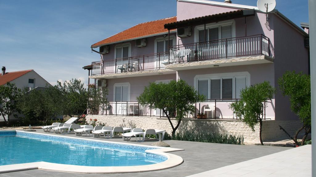 Krkahaus Ξενοδοχείο Lozovac Εξωτερικό φωτογραφία