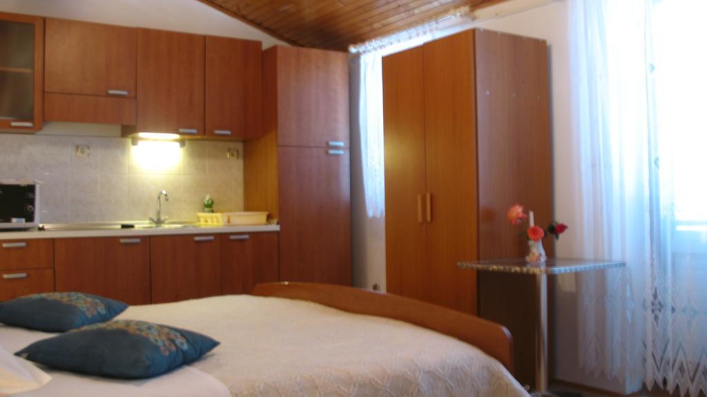 Krkahaus Ξενοδοχείο Lozovac Εξωτερικό φωτογραφία