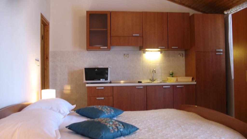 Krkahaus Ξενοδοχείο Lozovac Εξωτερικό φωτογραφία